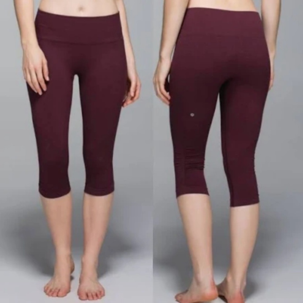 Lululemon In the Flow crop